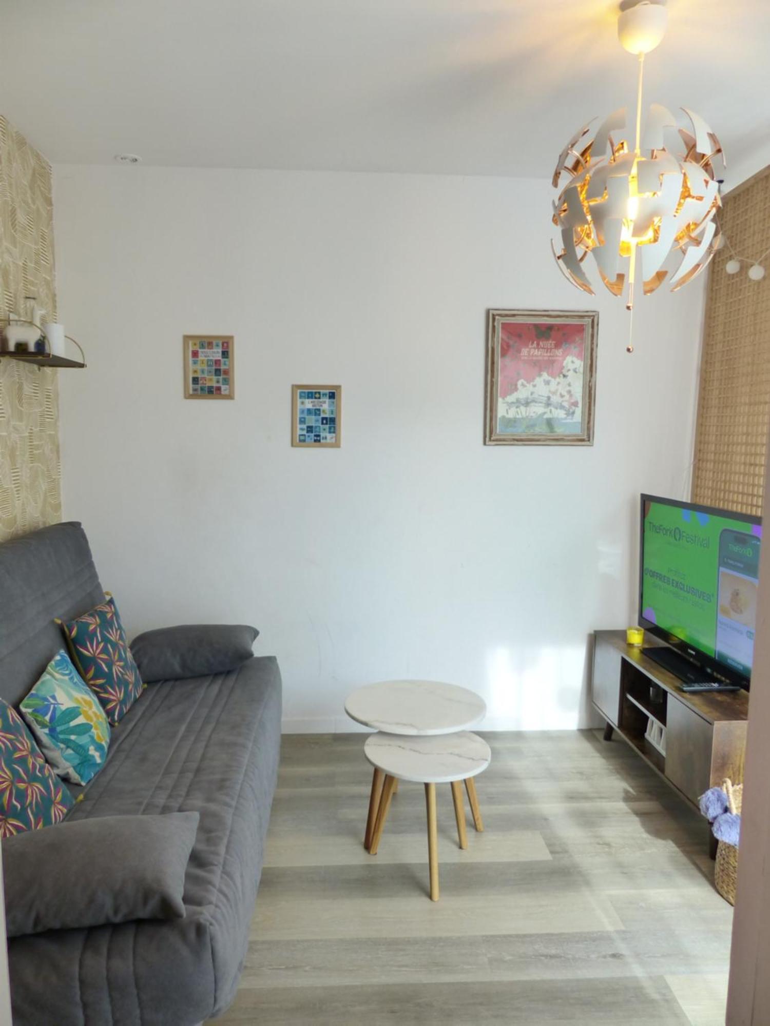La Petite Maison Tahet, 2 Pers Avec Terrasse Basse-Indre Exterior foto
